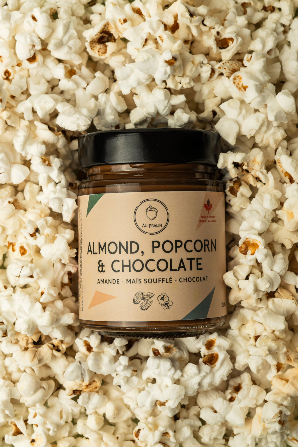 Aupralin Almond popcorn chocolate spread - in the middle of popcorn